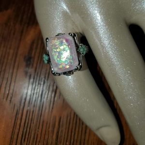 Ladies retro geometric gemstone ring size 7